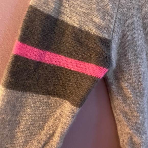 27 Miles Malibu Cashmere Sweater - Picture 3 of 5